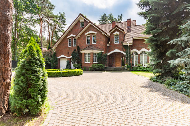 Reasons to Select Us for Your Driveway Paving Requirements in Milwaukee, WI